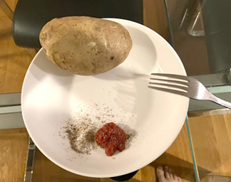 potato with ketchup for dinner